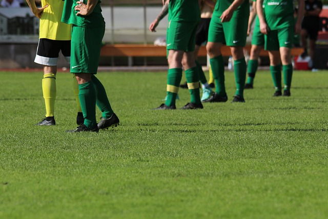 凯恩不激活解约条款，世界杯后与拜仁谈续约